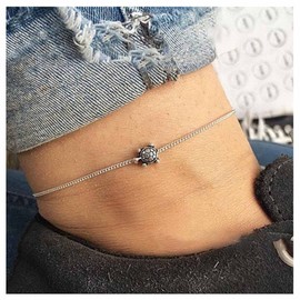 Inilbran Boho Sea Turtle Ankle Bracelet Vintage Turtle Anklet Bracelet Silver Turtle Chain Anklet Minimalism Turtle Anklet Foot Chain Animal Jewelry for Women and Girls