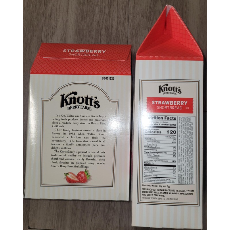 Knotts Berry Farm Strawberry Shortbread Cookies 2 Pack bundle 16