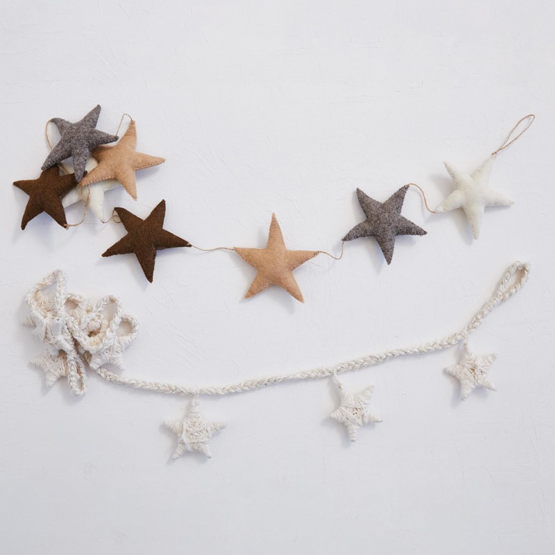 Creative Co-Op Handmade Cotton Blend Star Garland, Natural