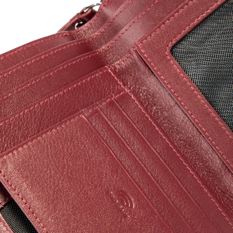 Maitre Helena Ladies Purse Red