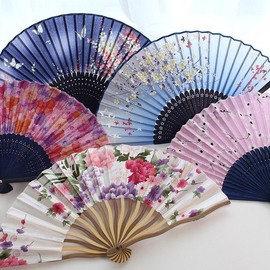 Parkssi Sangbang Inexpensive Silk Traditional Fan Collection of Pretty Fans with Flower Patterns/Foreigner/Group Gift, 01_Flower Silk Foldable Fan - Behold / 박씨상방 저렴한 실크 전통부채 꽃문양 예쁜부채 모음/외국인/단체선물, 01_꽃 실크 접이식부채 - 보라