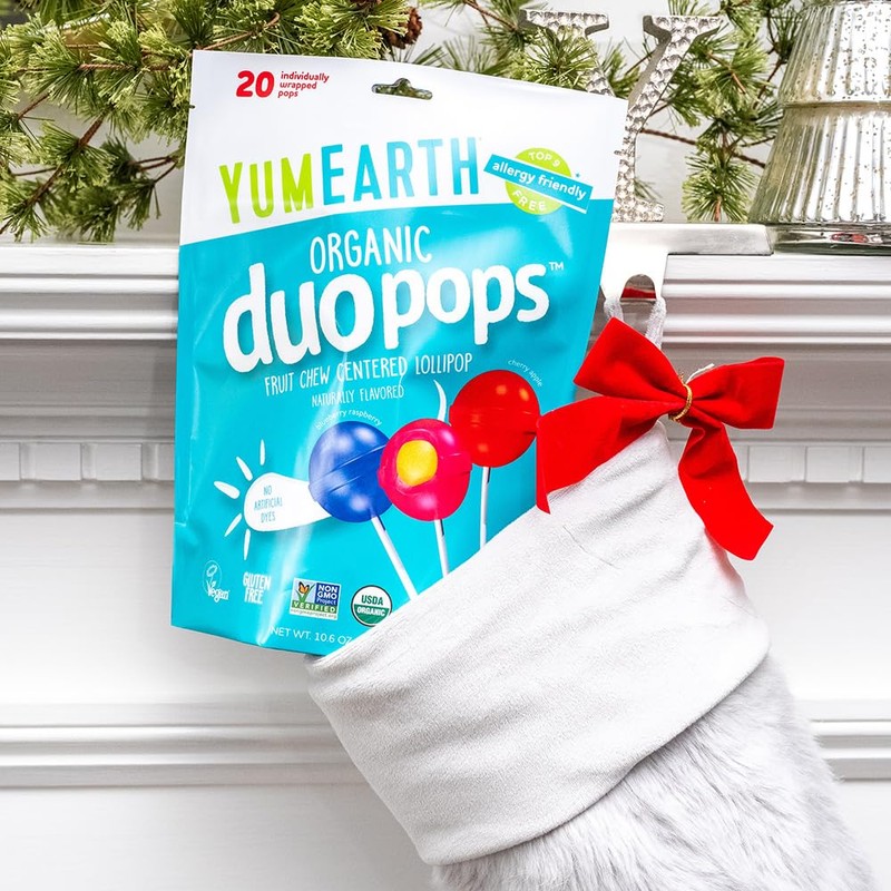 YumEarth Organic Duo Pops, Lollipops with Fruit Chew Centers -
