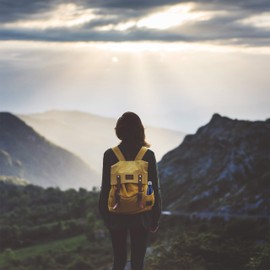 Relaxdays Stainless Steel Water Bottle, Leak-Proof, for Cold and Hot Drinks, Vacuum Insulated Flask, 500 ml, Outdoor, White, H x D: Approx. 26.5 x 7 cm