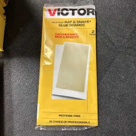 Victor Hold Fast Glue Boards Catches Mice ,Rats & insects   2 Traps Per Package