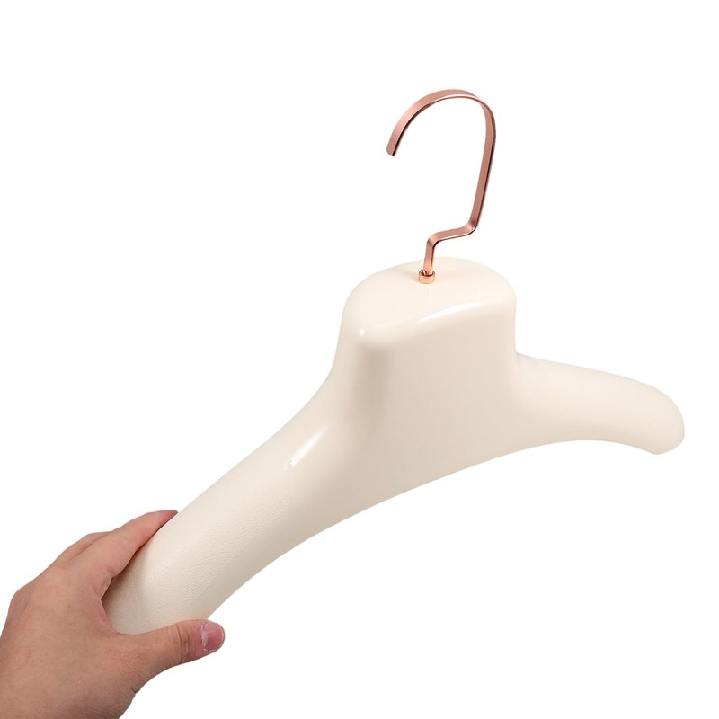 Ciieeo Wide Shoulder Hanger 15.15 Inch Plastic Coat Hanger with