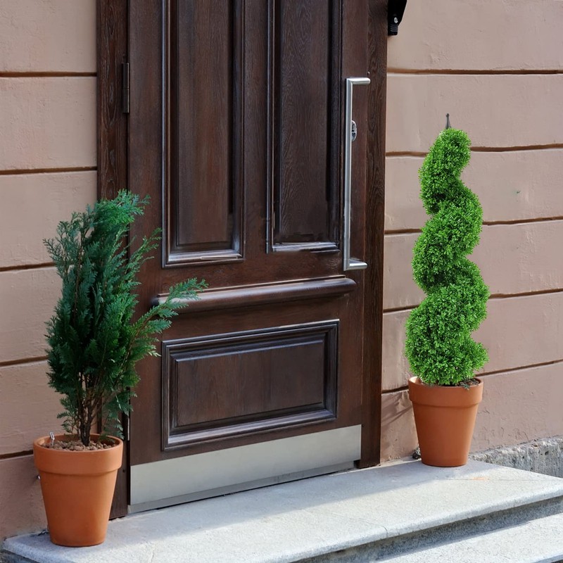 Two 43.3 inch/3.6 ft Artificial topiaries Trees Boxwood Spiral Topiary