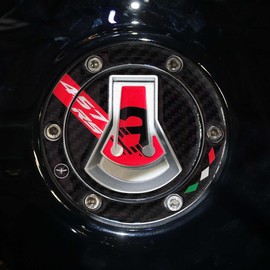 labelbike - 3D Sticker for Decoration and Protection of the Motorcycle Fuel Cap Compatible with Aprilia RS 457 2024 - Carbon Fibre