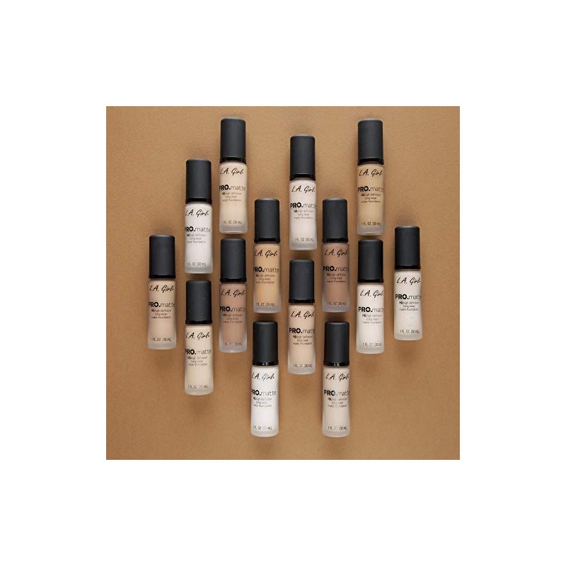 L.A. Girl Pro Matte Foundation, color beige medio, 1 onza