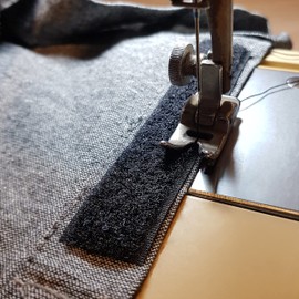 KLEBESHOP24 Velcro Tape for Sewing, Set Hook + Fluffy, Black, 16 mm x 1 m