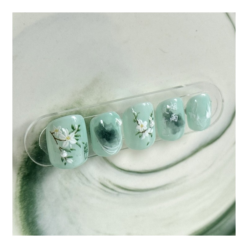 07:20AM, Yeonwoo (烟雨) |Oriental white plum nail - square /