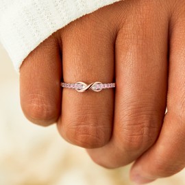 STORYJEWELLERY Rose Gold Rings for Women, Dainty 925 Sterling Silver Infinity Ring, Pink Promise Rings for Her, Fashion Stacking Wedding Band, Pinky Ring for Women, Unique Gifts for Her, Size 8