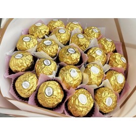 Ferrero Rocher Pink Bouquet. Elegant Bouquet. Chocolate Bouquet.