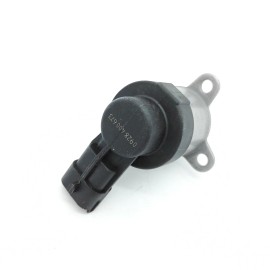 Motor Emission Fuel Pressure Regulator For 2006-2010 Chevy/GMC 2500/3500 HD 6.6 Duramax LBZ LMM