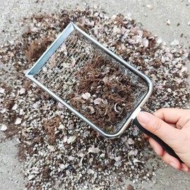 Soil Sifter for Gardening Pack of 2, Dirt Sifter Compost Sifter with Handle,Two Garden Sifters for Soil with 3.8/5mm Mesh,Rocks Sifter Sand Sifter Garden Shovel