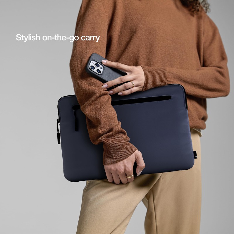 Incase Compact Laptop Sleeve with Flight Nylon - 16 Inch