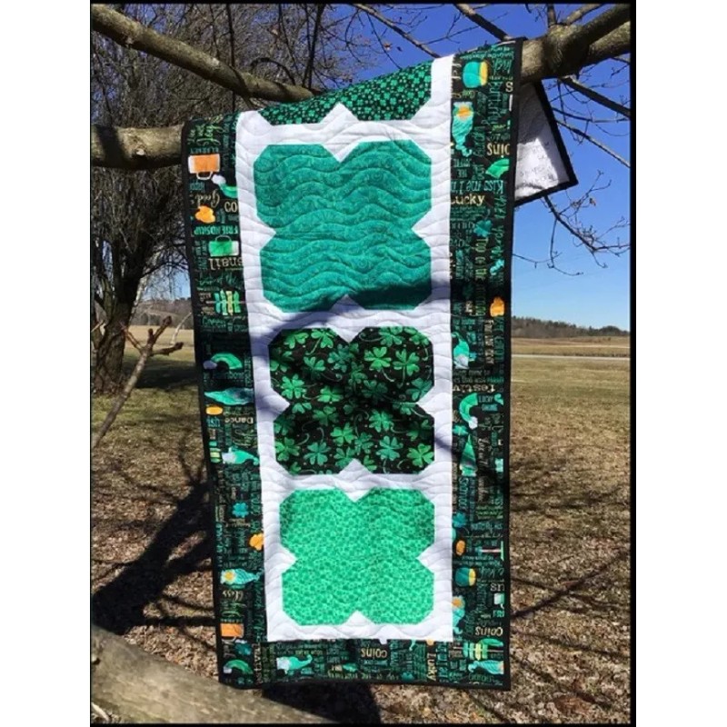 Tricia Lynn Maloney/Villa Rosa Designs Lucky Table Runner-Quilt Pattern