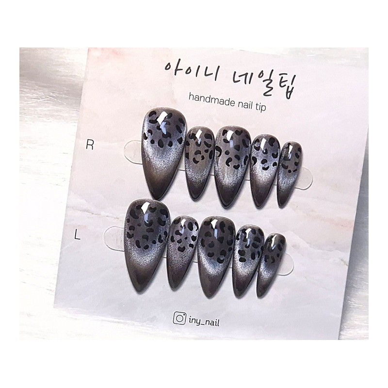 [In-store special discount] Geek Chic Black Leopard Magnetic Gel Handmade