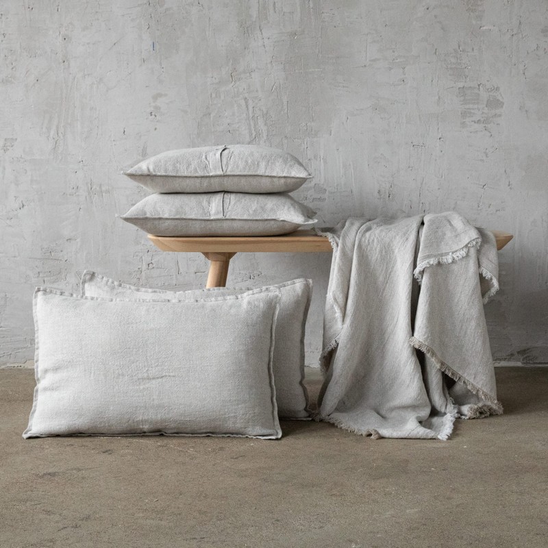 LinenMe Oatmeal Linen Plaid Rustico Fringe, 135 x 200 cm