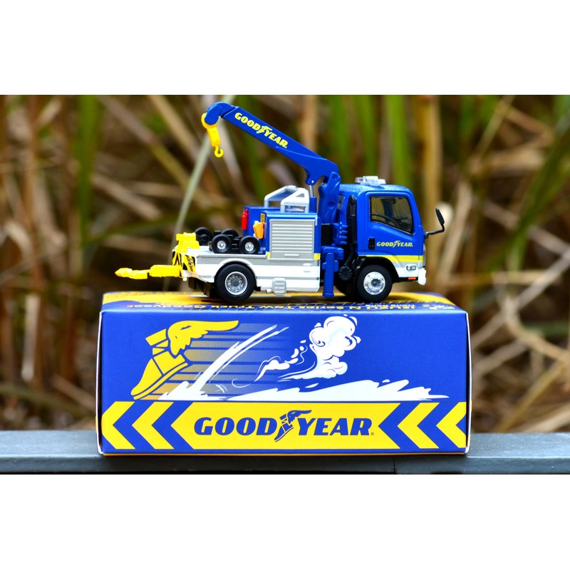 Tiny City 1/76 Isuzu N Series Tow Truck Goodyear Good
