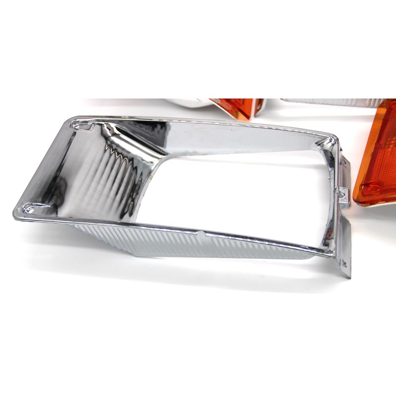 Headlight Bezel and Turn Signals - Compatible with International 4900
