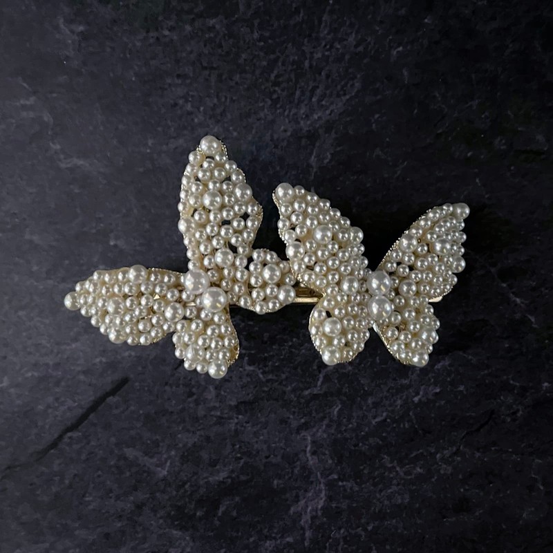 Campanula 327 Pearl Butterfly Barrette, Small, 1 Piece, Storage Bag