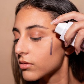 Suero Facial con Péptidos de Cobre, Ácido Hialurónico y Niacinamida | Sérum Reafirmante, Hidratante y Reparador | Antiedad y Boost para Máscara LED | 