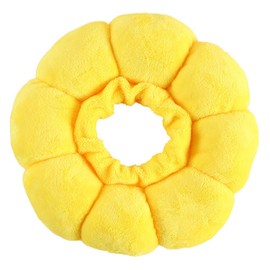 Soft Cats Cone for Dogs and Cats, Cute & Fluffy Flower Shape for Claming Cat, Adjustable Dog Collar Alternative After Surgery, Protective Elizabethan Collar for Dogs Recovery & Stop Licking(M)