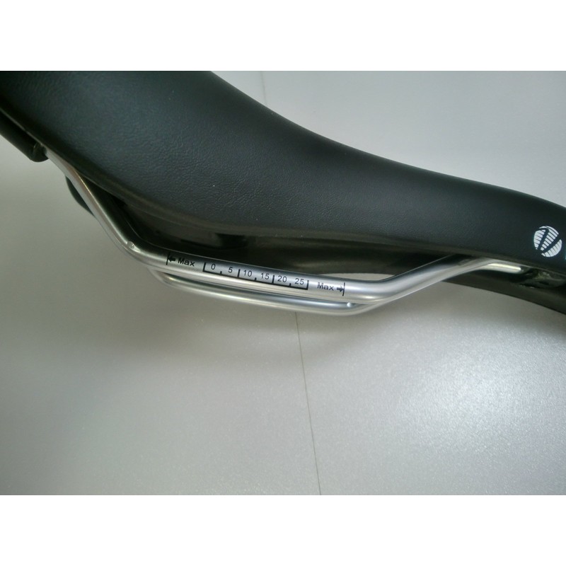 Saddle Sport Saddle Perforated VL-1475 Black Velo 315