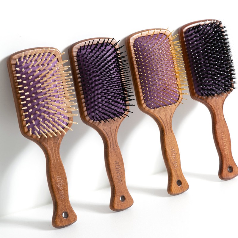 Cellibbon Athens Goddess Paddle Brush (L)/ Wooden Cushion Brush, Pig