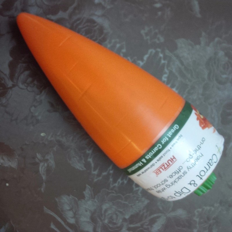Hutzler snack attack carrot and dip to go