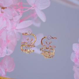 Candy girls Women's Ear Calf, Snowflake, Fake Earrings, Pinching in Your Ears, Non-Hole Earrings, Cartilage, Zirconia, Hypoallergenic, Stylish, 14k Plated