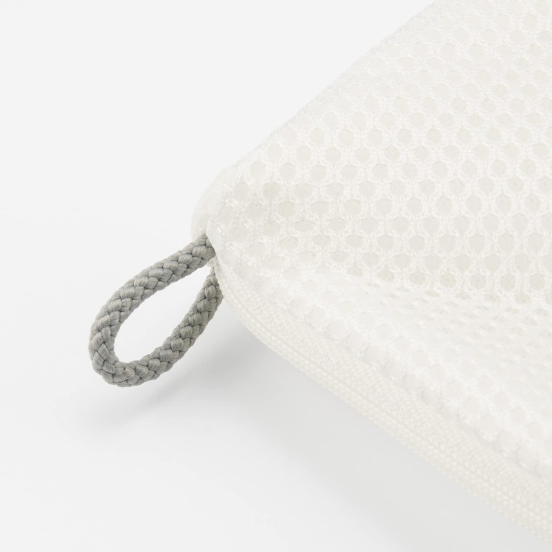 MUJI 44593547 Polyester Cushion Mesh Washing Net, Round/Approx. 11.2 x