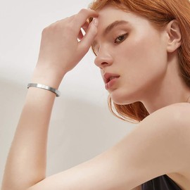 Gleamart Straighten Your Crown Inspirational Bracelet Stainless Steel Engraved Gifts for Daughter