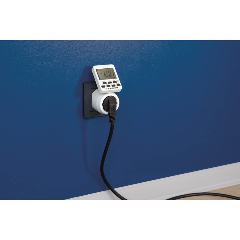 BLAUPUNKT XXL Digital Weekly Timer with Rotating LCD Display White