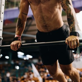 Gymnastics Basketball Sticky Hand Grips for Cross functional training, weightlifting, gymnastics, pull ups, muscle ups, wrist straps, comfort for gym workout, Fingerless grips Size L-XL