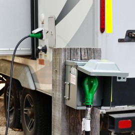 RVGUARD 30 Amp 25 Foot RV Power Cord with Reverse Polarity Indicator, Heavy Duty STW Cord with Cord Organizer, 30 Amp Male Standard to 30 Amp Female Locking Connector, Green, ETL Listed