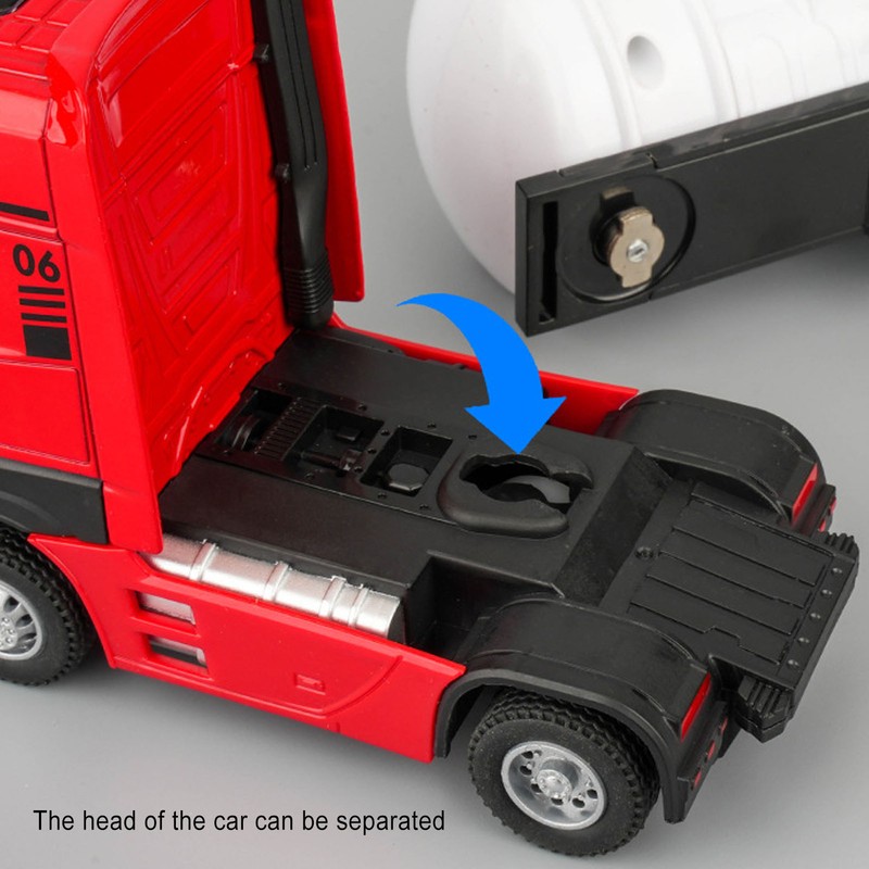 Alloy Gas Tanker Truck Model Water Spray High Simulation Detachable
