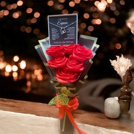 Elegant Rose Bouquet with Heartfelt Message & Heart-Shaped Necklace – Perfect Gift for Your Wife