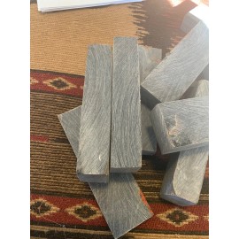BUFFALO HORN KNIFE HANDLE BLOCK 5” X 1 .5” X 1”, solid natural horn block