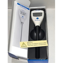 Hanna Pocket Thermometer with Sharp Tip Probe