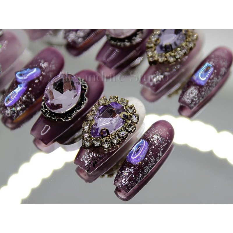 Alexandrite Studio Press On Nails --- Amethyst Elegance - Size: