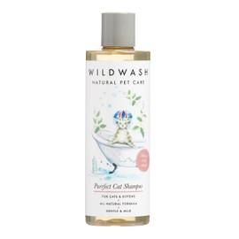 WildWash Purrfect Cat Shampoo with Added Catnip 250ml - Makes Bathtime Fun Time, Adds Shine and Luminosity to Dull Hair - Natural, Sulphate and Paraben-Free for Sensitive Skin