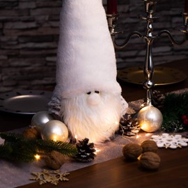 com-four® Christmas gnome for Christmas decorations - Scandinavian figure as a decorative item - Swedish gnome standee as a table decoration - collector's figure - Santa Claus with bark