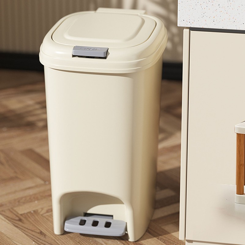 Foot Step Trash Can Large Capacity Versatile Stylish Lid Design