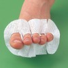 アズマ 足用シート 足ゆびちゃん20P 約16.5×7cm※左右両用20枚入 メッシュ状シートが指の間の汗をすばやく吸収。 AZ817