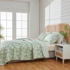 Twin/Twin XL Coastal Quilt Bedding Set, Summer Coastal Quilt with Sham, Beach 2-Piece Reversible All Season Bedspread Quilt Set. Lightweight Nautical Quilted Coverlet. Emerald Bay, Large Seashells