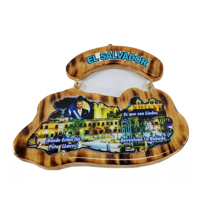 El Salvador Wooden Map Key Holder, Colgadero de llaves De