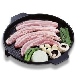 SSHAN Korean Traditional BBQ Grill Pan, 13 Inch Round Non-stick Coating Smokeless BBQ Cast Aluminium Stovetop Griddle, Used for both Home and Indoor Outdoor Cooking Stoves, Made in Korea