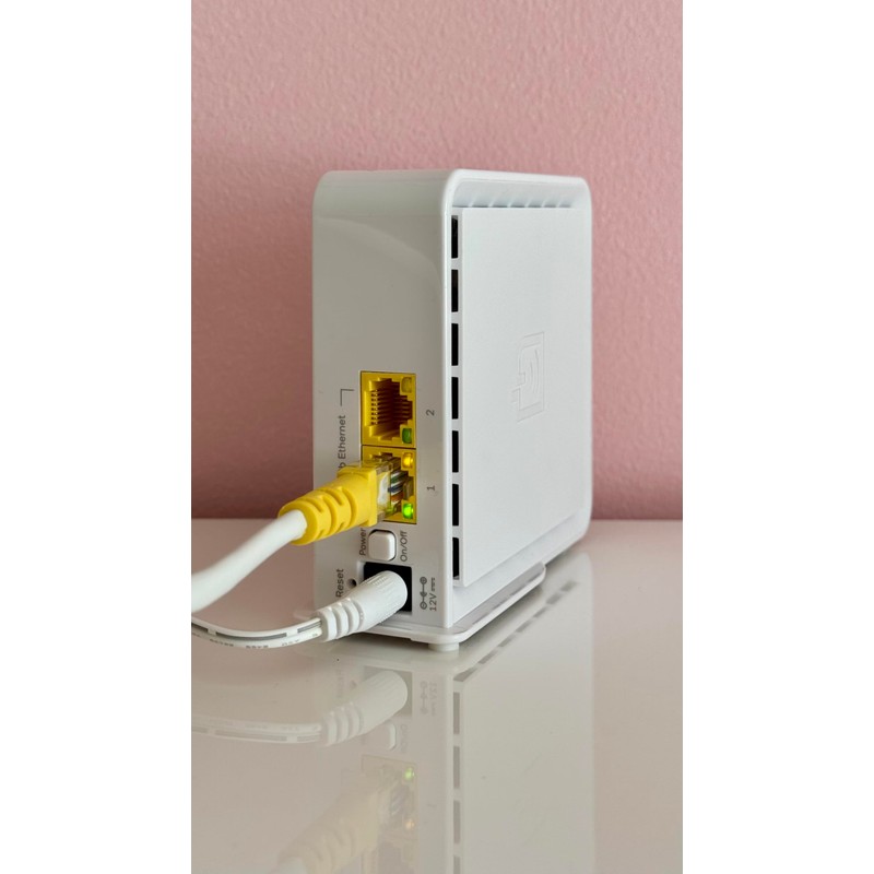 Smart Mesh WiFi Extender - Frontier Secure Air 4920 -