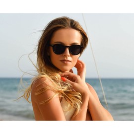 grinderPUNCH Vintage Round Sunglasses for Women Classic Retro Designer Horn Edge Round Circle Style UV400 Protection, Black frame, black lens